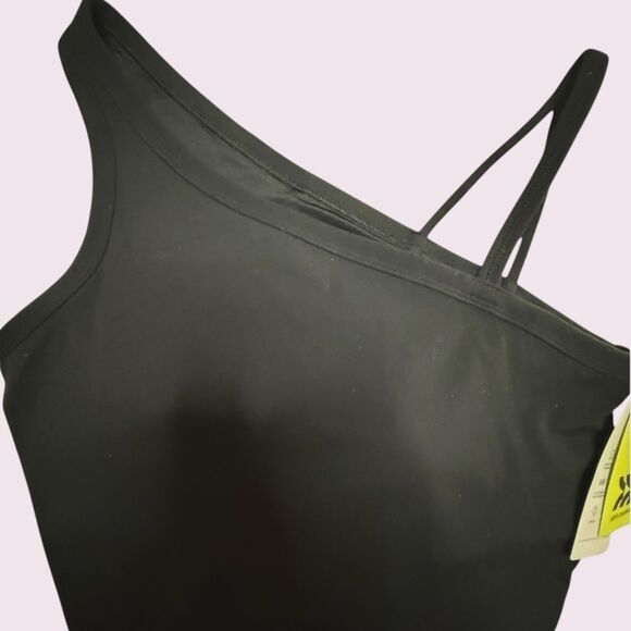 All in Motion ~ Girl’s XL 14 ~ Asymmetrical Shoulder Tank with Bra Shell - Picture 5 of 8